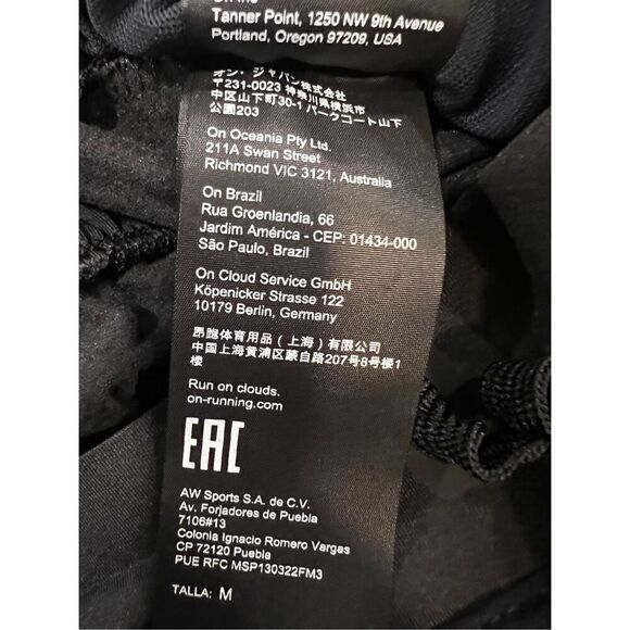 On Running Run On Clouds Women's Black Active Running Pants Size Medium NWOT - Picture 10 of 11